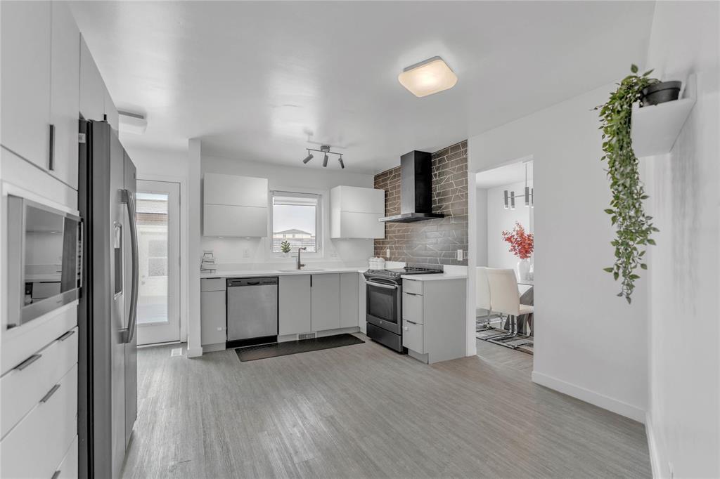 41 Marianne Road, Winnipeg, Manitoba  R2R 1W4 - Photo 10 - 202604134