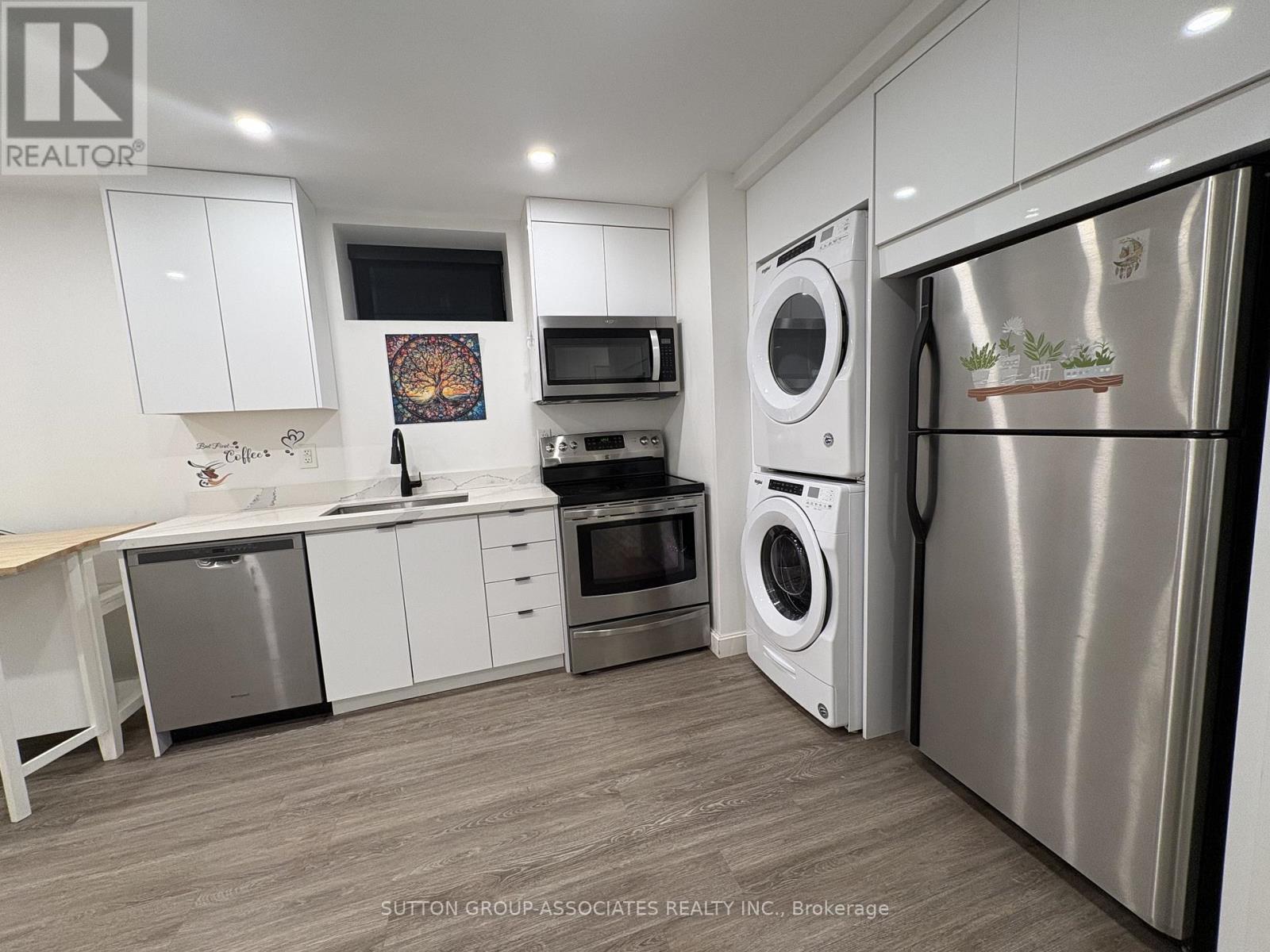 Lower - 222 Wychwood Avenue, Toronto, Ontario  M6C 2T3 - Photo 2 - C12807330