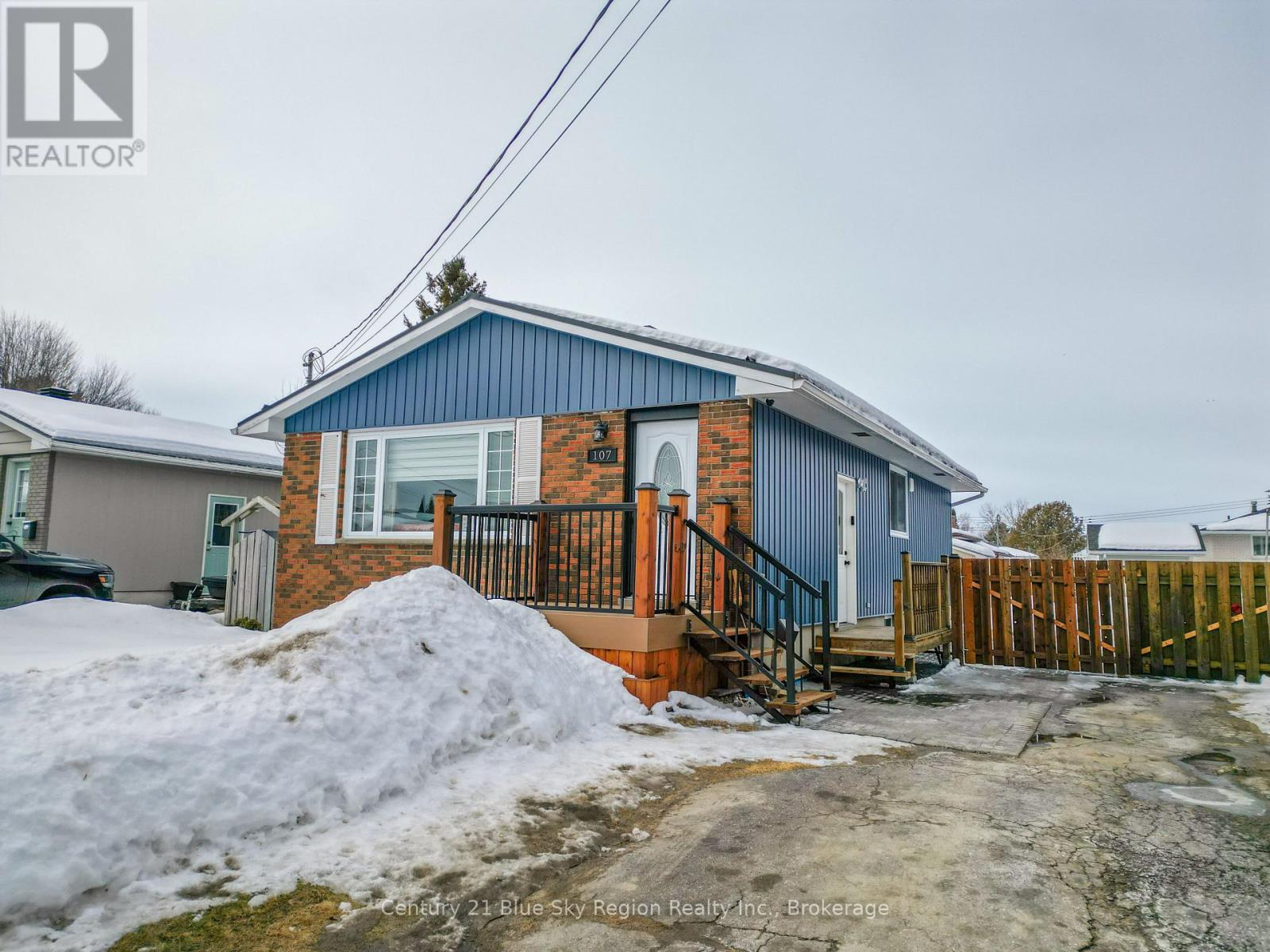 107 STRATHCONA DRIVE, north bay (ferris), Ontario