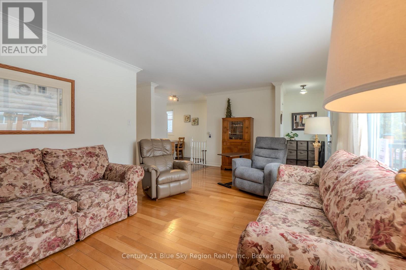 107 Strathcona Drive, North Bay (Ferris), Ontario  P1A 2N5 - Photo 12 - X12861558