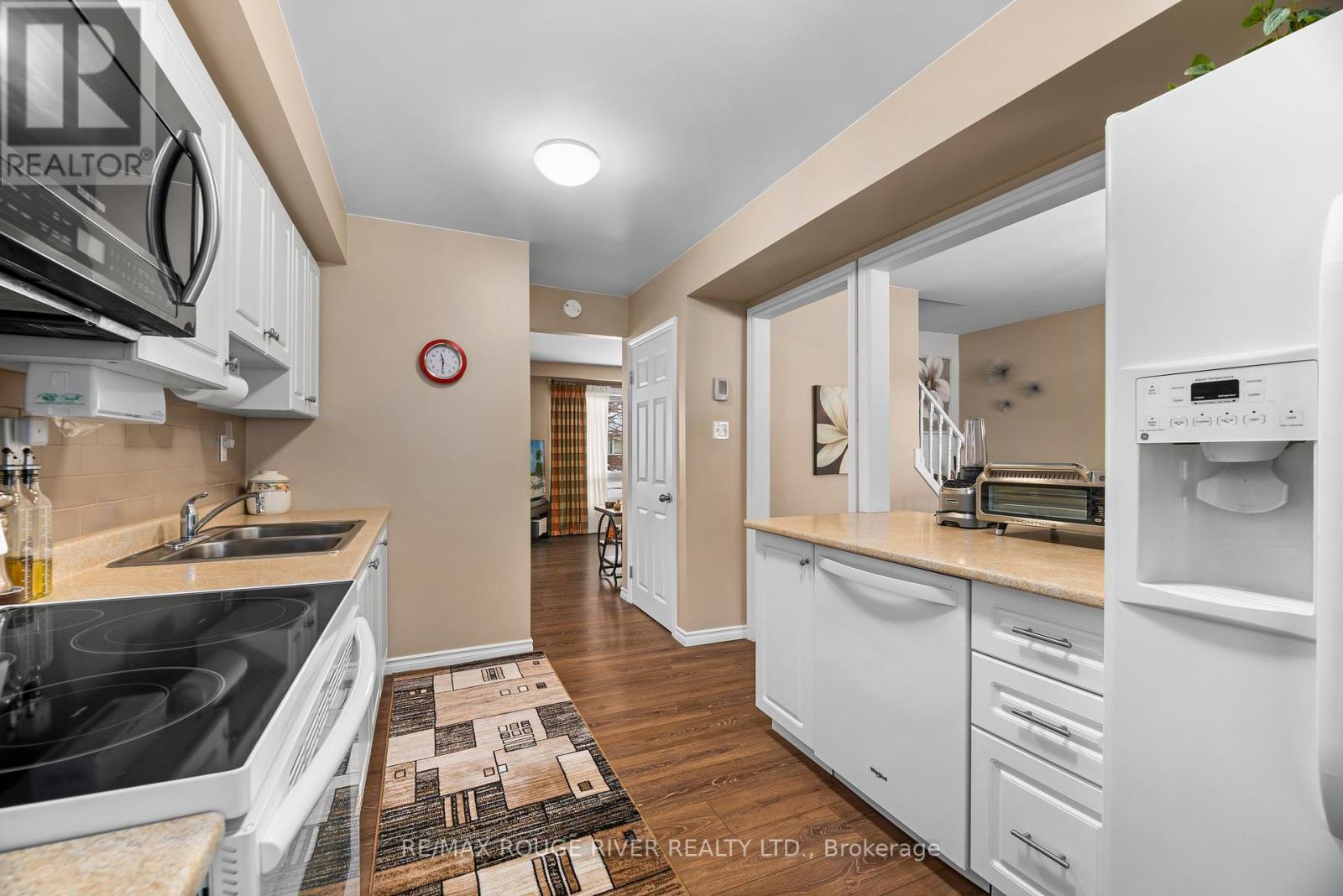 128 Fradette Avenue, Peterborough, Ontario  K9J 1T5 - Photo 10 - X12829992