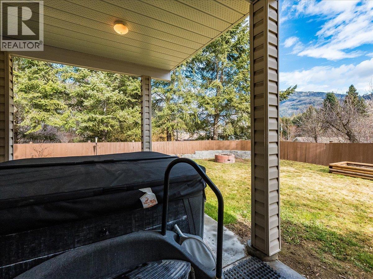 1931 Meadowlark Drive, Fruitvale, British Columbia  V0G 1L0 - Photo 58 - 10378372