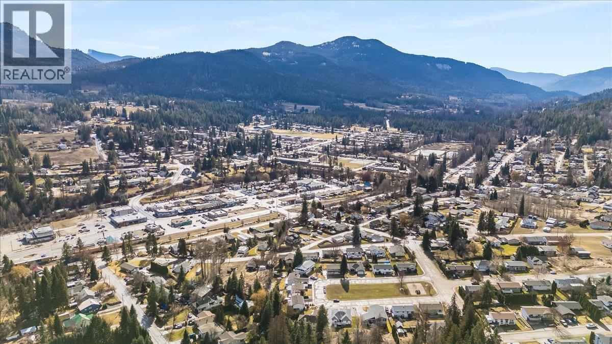 1931 Meadowlark Drive, Fruitvale, British Columbia  V0G 1L0 - Photo 73 - 10378372