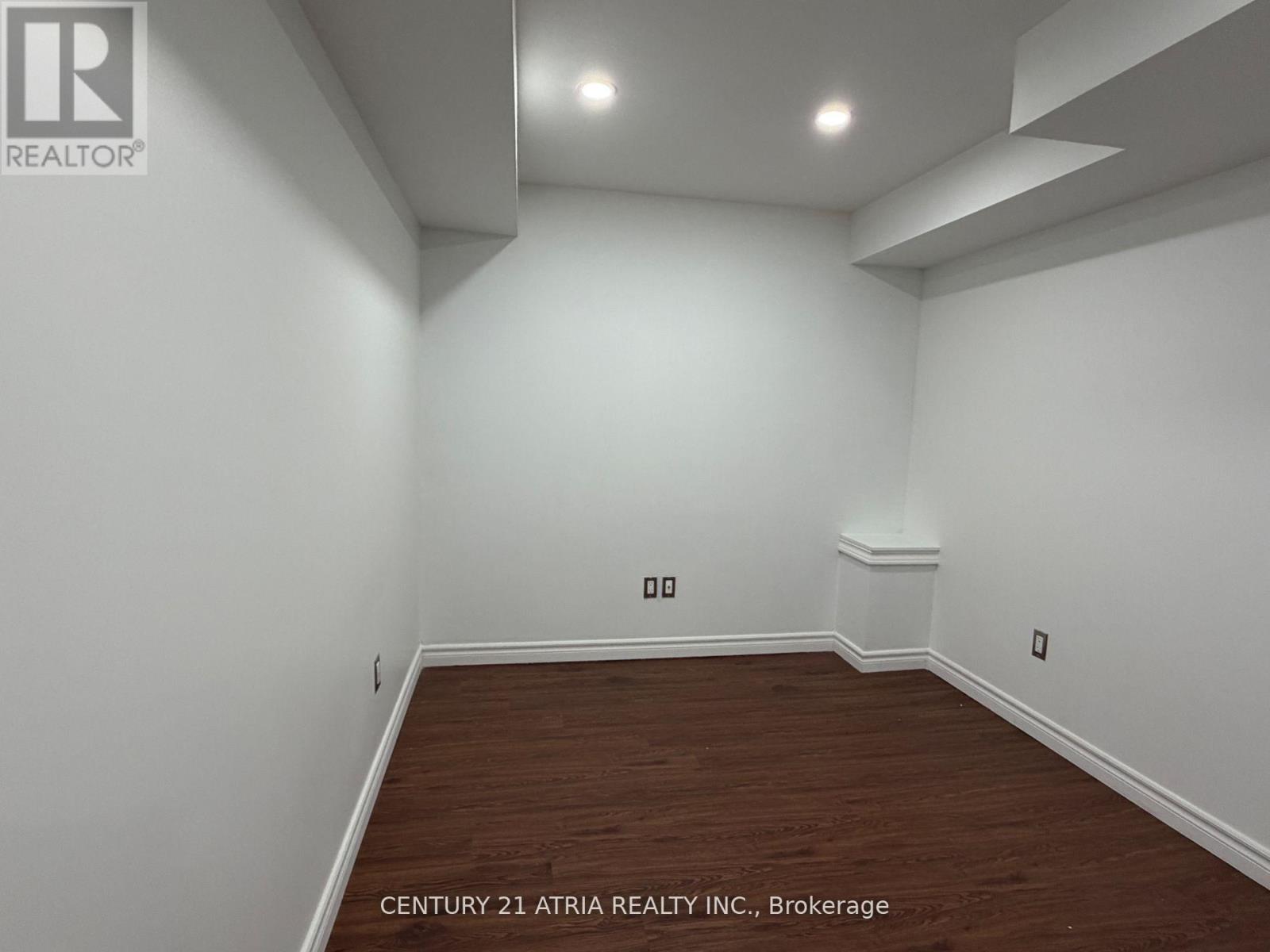 31 Seggar Avenue, Ajax, Ontario  L1T 4E2 - Photo 12 - E12713878