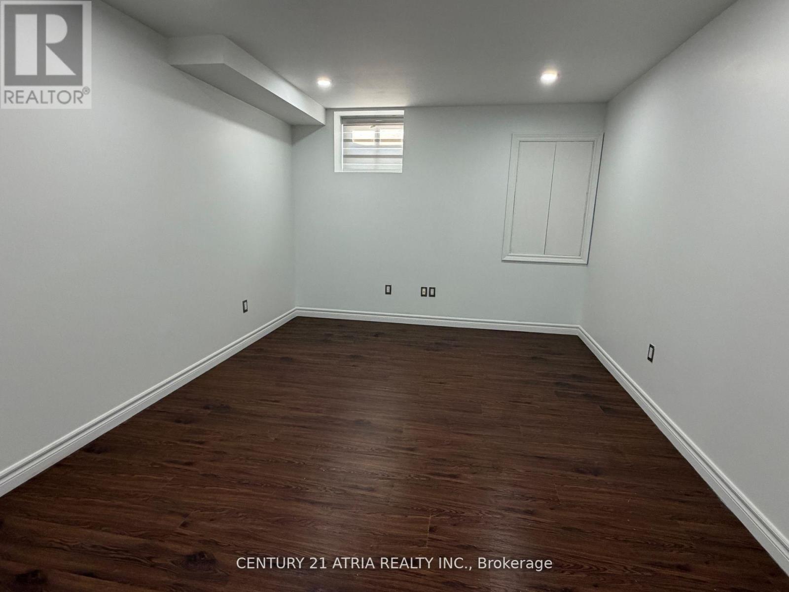 31 Seggar Avenue, Ajax, Ontario  L1T 4E2 - Photo 8 - E12713878