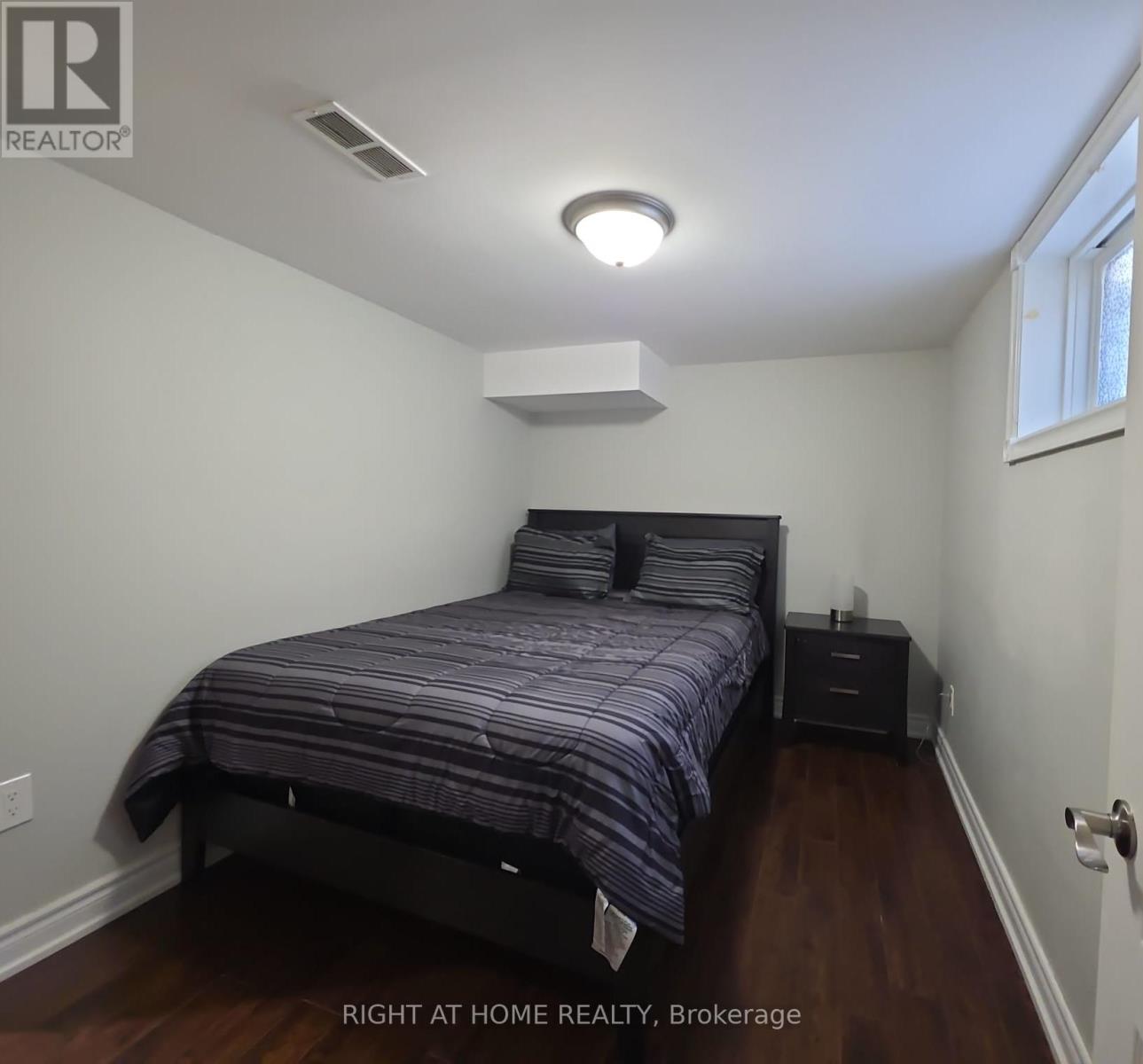 15 Argyle Road, Barrie, Ontario  L4N 6P9 - Photo 4 - S12784418