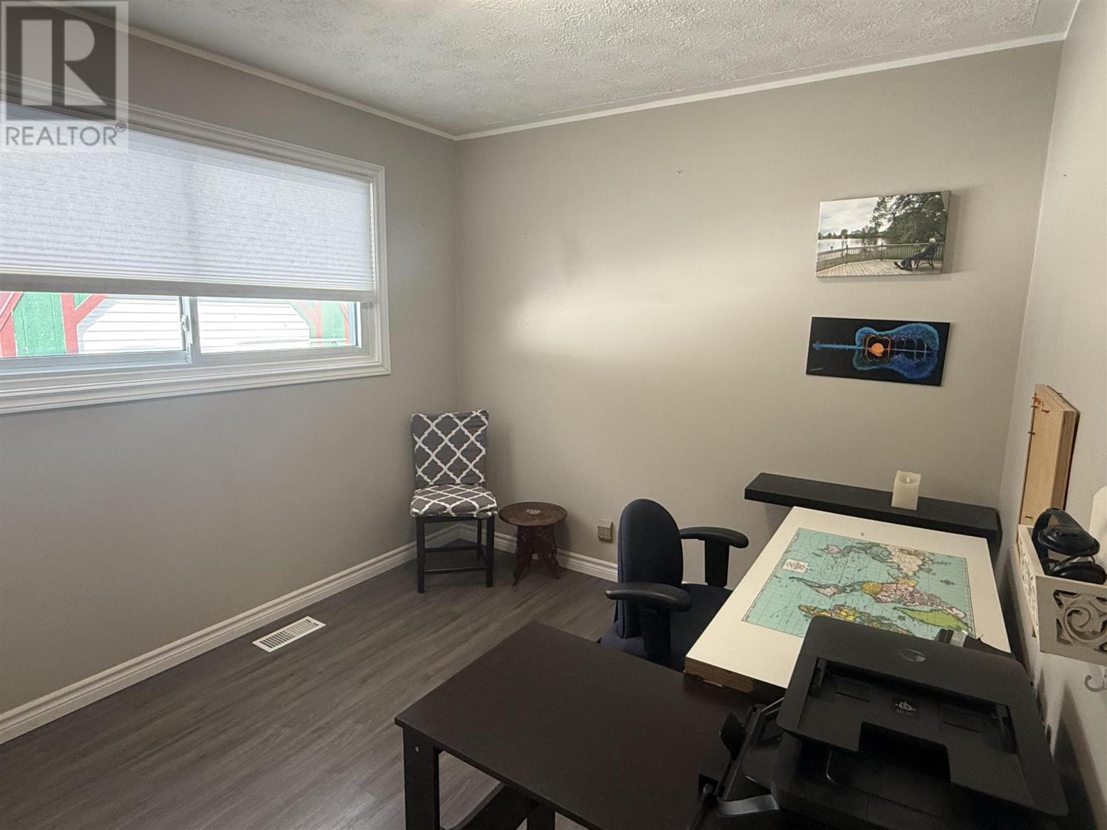 24 Axmith Ave, Elliot Lake, Ontario  P5A 1B7 - Photo 33 - SM260183