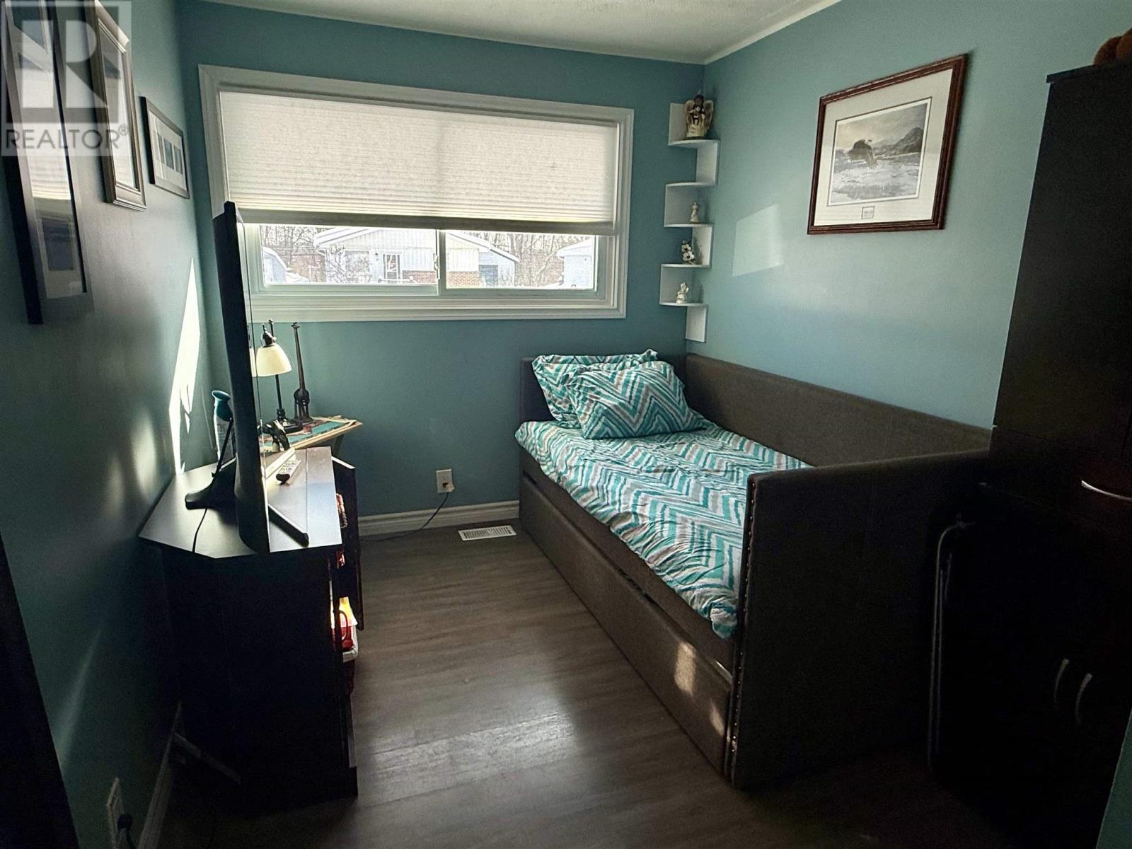 24 Axmith Ave, Elliot Lake, Ontario  P5A 1B7 - Photo 41 - SM260183