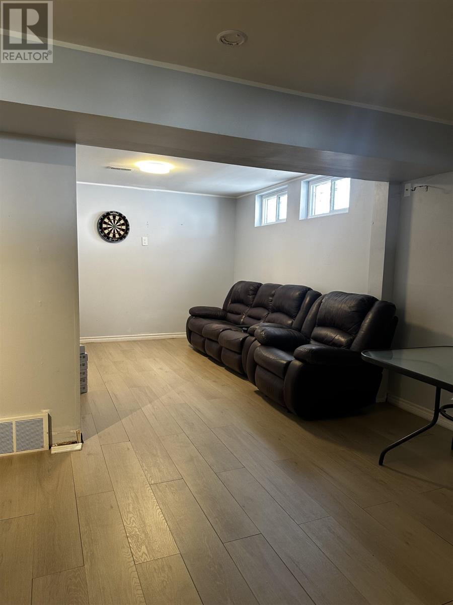 24 Axmith Ave, Elliot Lake, Ontario  P5A 1B7 - Photo 47 - SM260183