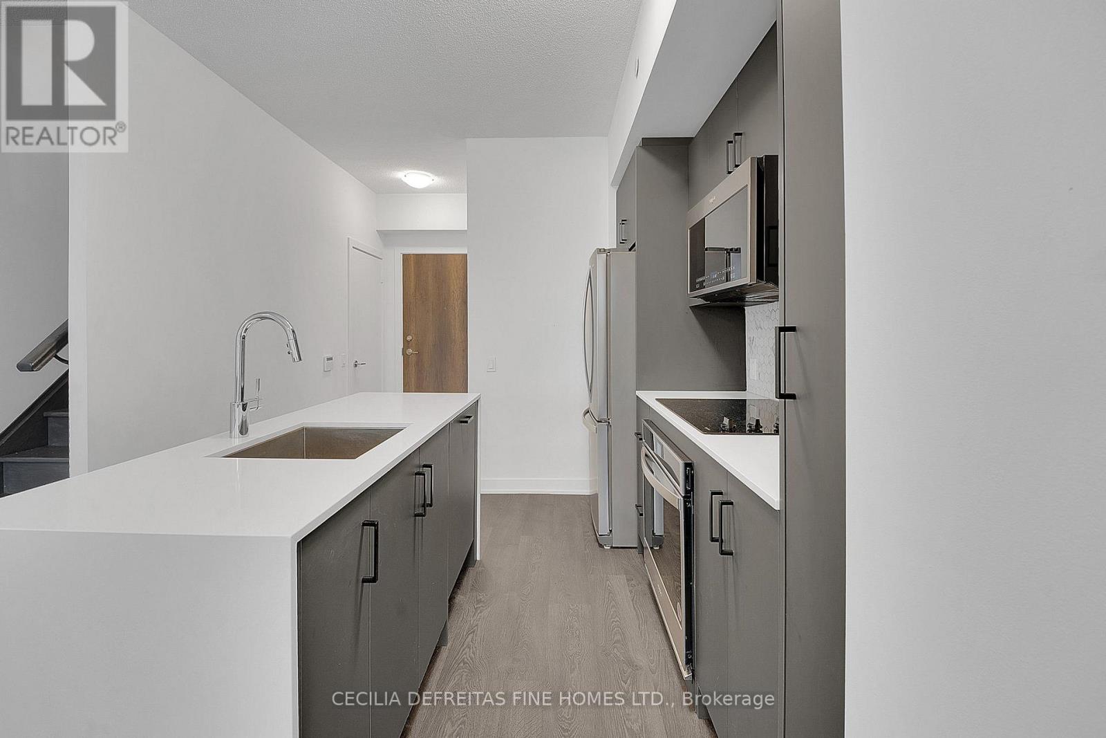 103 - 251 Manitoba Street, Toronto, Ontario  M8Y 0C7 - Photo 15 - W12858192