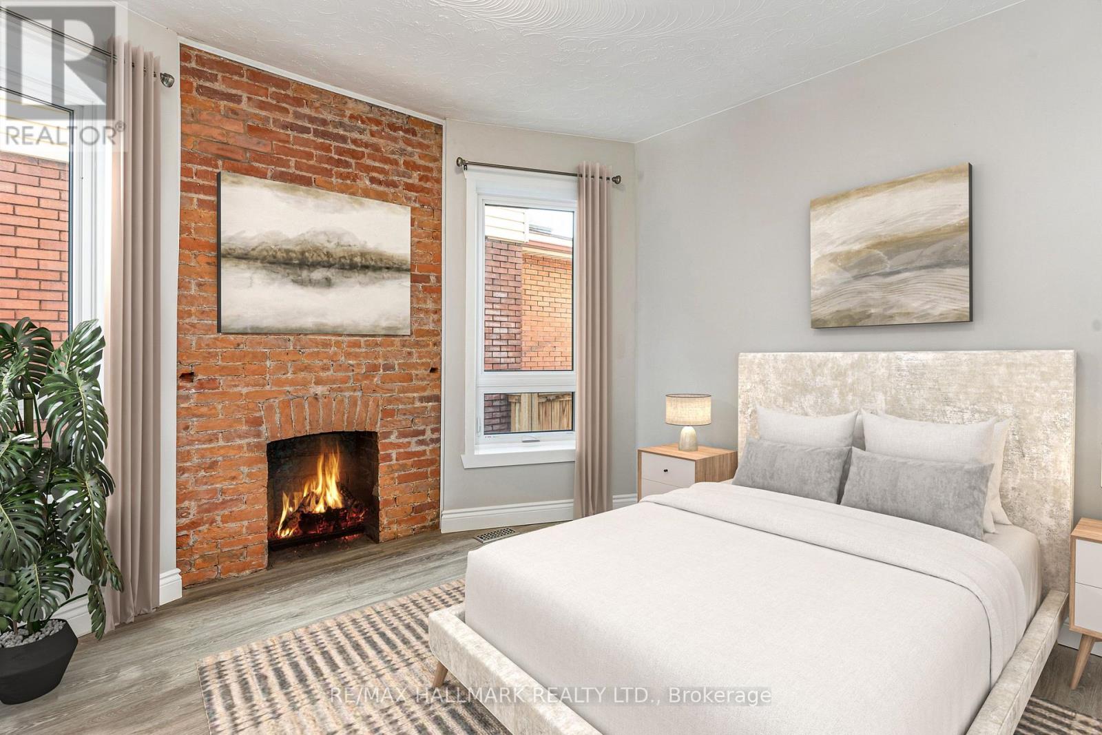 MAIN - 291 EMERALD STREET N, Hamilton, Ontario