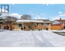 11 HAMPSTEAD HEATH, Kingston, Ontario