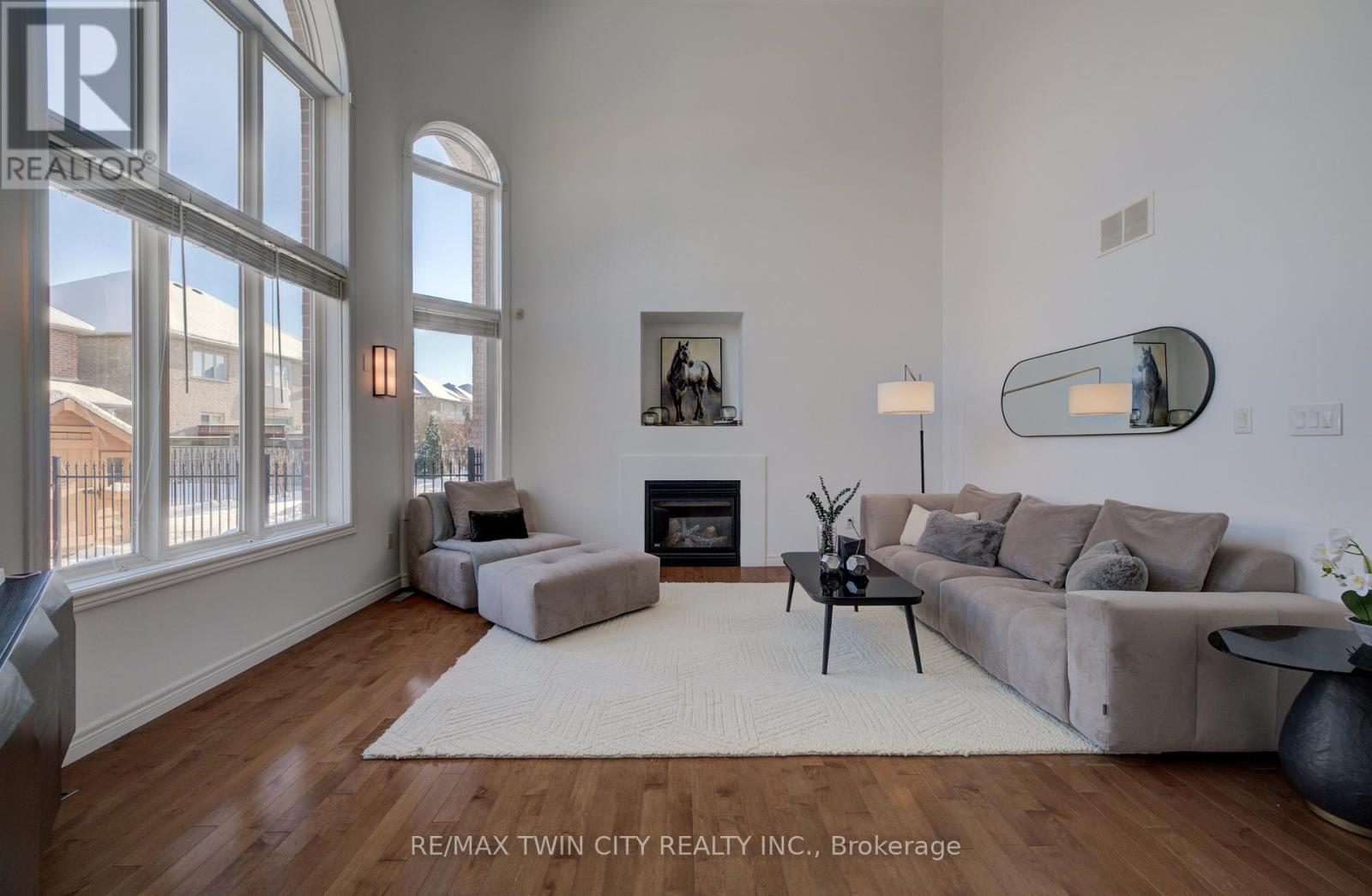 169 FALCONRIDGE DRIVE, Kitchener, Ontario