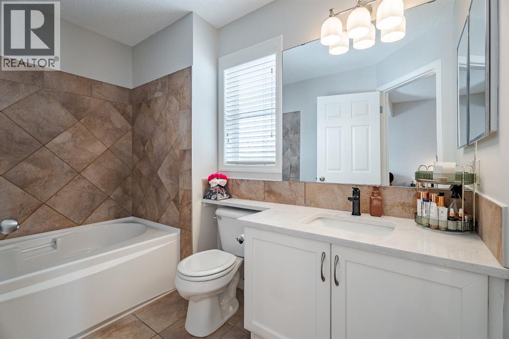 159 Tuscany Ridge Terrace Nw, Calgary, Alberta  T3L 3A7 - Photo 23 - A2290328