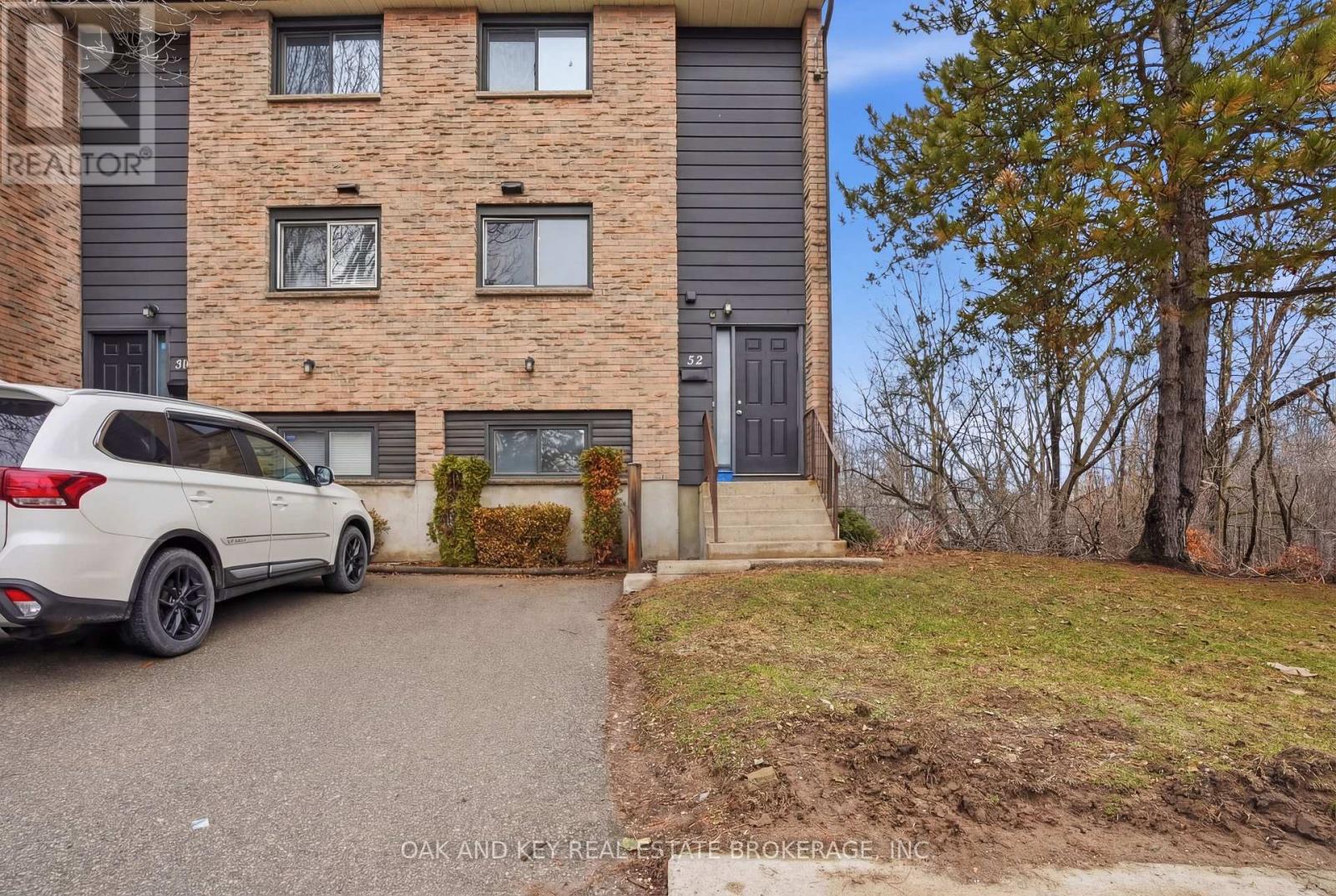 52 - 40 Summit Avenue N, London North, Ontario  N6H 4S3 - Photo 1 - X12861636