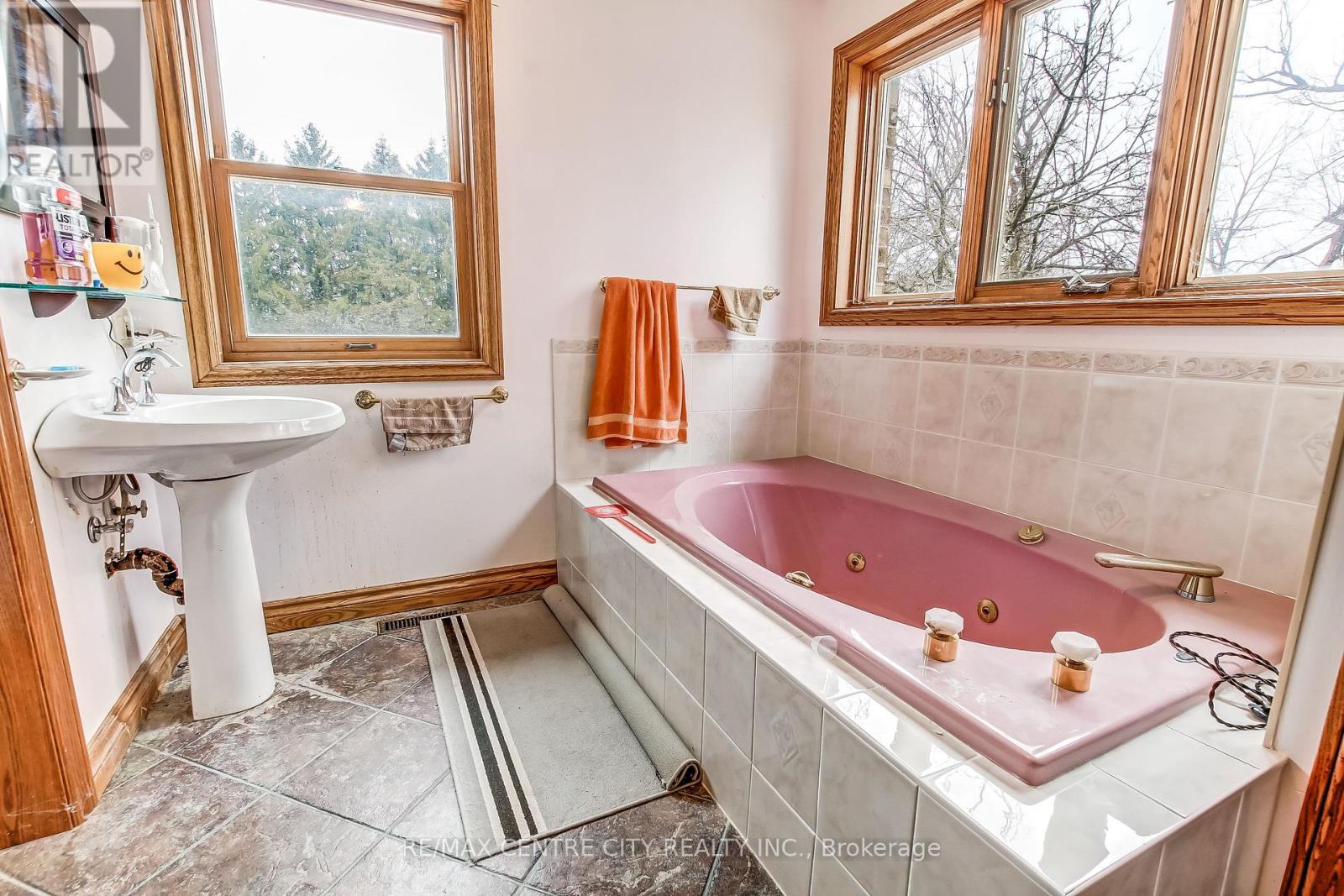 1496 Sunningdale Road E, London North, Ontario  N5X 3Y6 - Photo 17 - X12861720