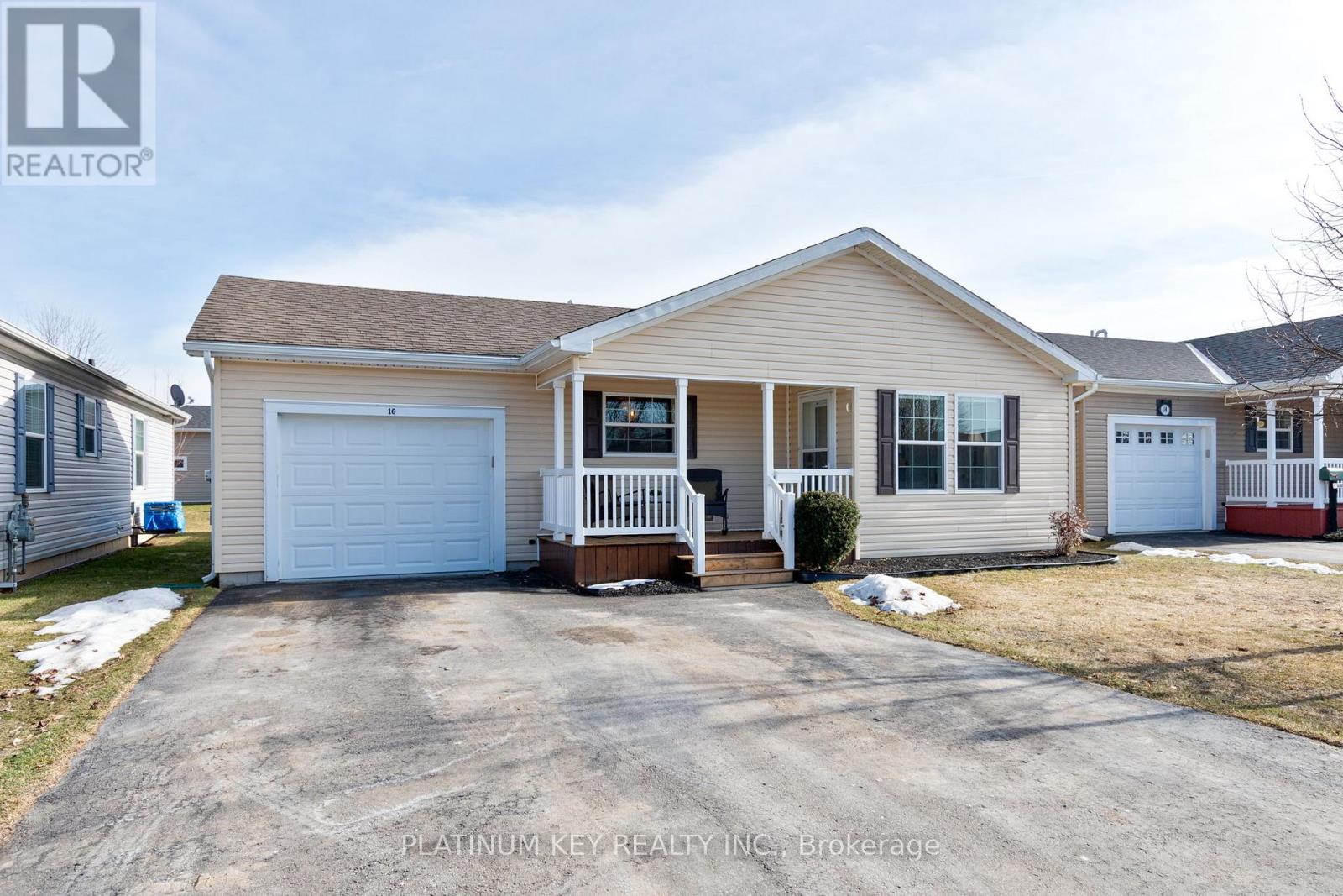 16 Lindsay Drive, Strathroy-Caradoc, Ontario  N7G 0C5 - Photo 35 - X12861734