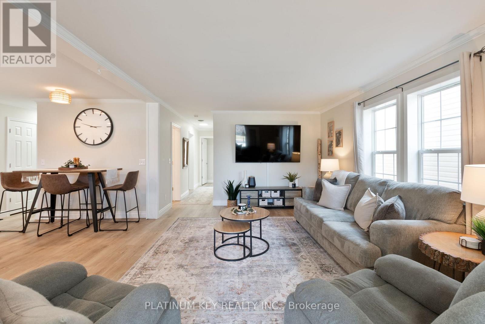 16 Lindsay Drive, Strathroy-Caradoc, Ontario  N7G 0C5 - Photo 6 - X12861734