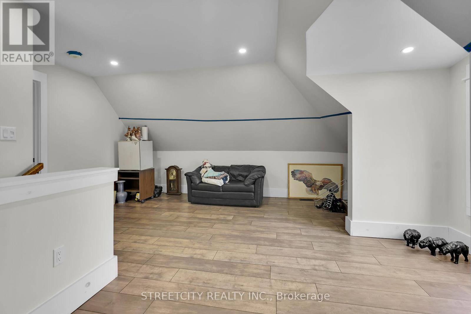 7 Myrtle Street, St. Thomas, Ontario  N5R 2E6 - Photo 29 - X12861748