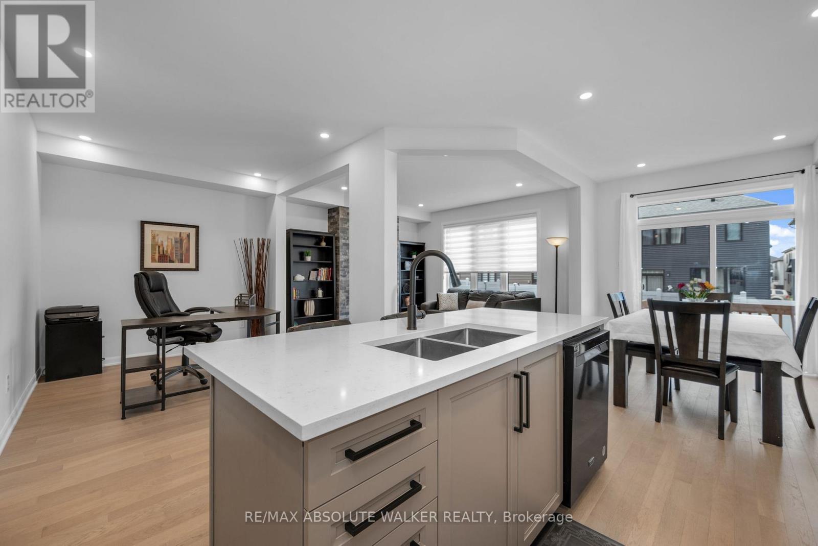 21 Fossa Terrace N, Ottawa, Ontario  K2J 6W4 - Photo 11 - X12861550