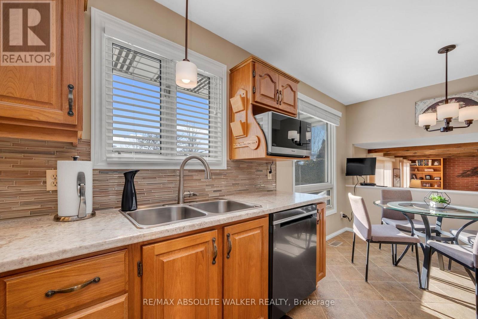 1768 Calumet Lane, Ottawa, Ontario  K1C 1V9 - Photo 14 - X12861564