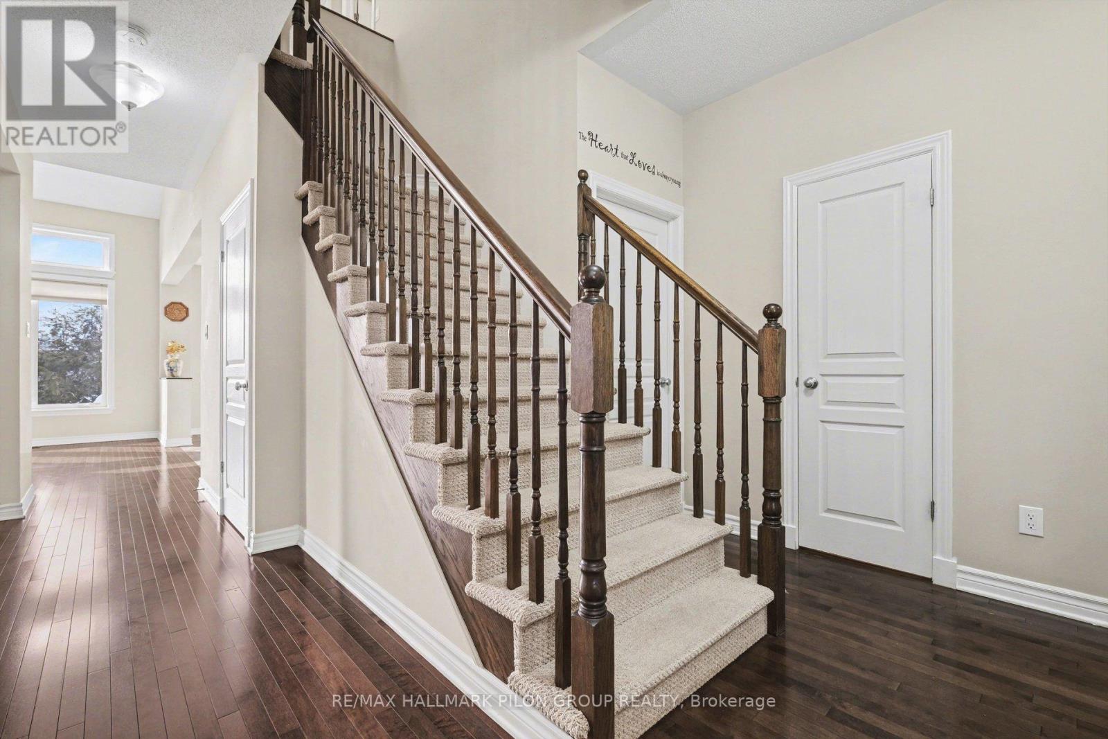 845 Contour Street, Ottawa, Ontario  K1W 0G6 - Photo 10 - X12861620