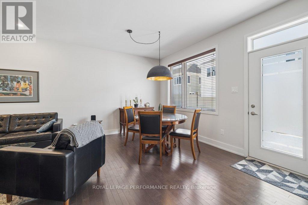 644 Crevier Walk, Ottawa, Ontario  K1W 0M7 - Photo 15 - X12861634