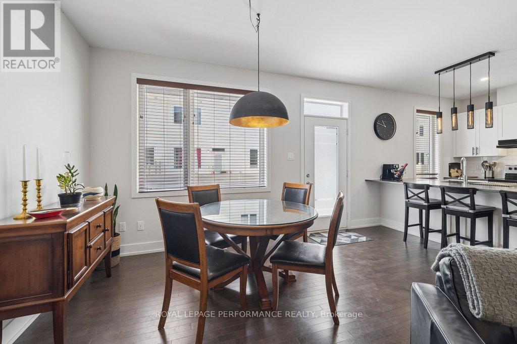 644 Crevier Walk, Ottawa, Ontario  K1W 0M7 - Photo 18 - X12861634