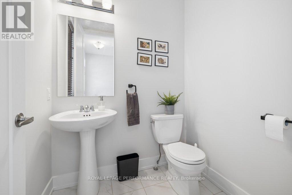 644 Crevier Walk, Ottawa, Ontario  K1W 0M7 - Photo 19 - X12861634