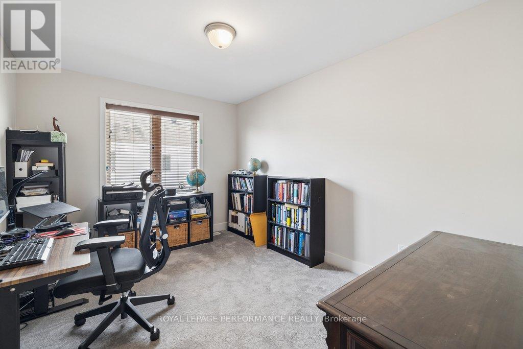 644 Crevier Walk, Ottawa, Ontario  K1W 0M7 - Photo 23 - X12861634
