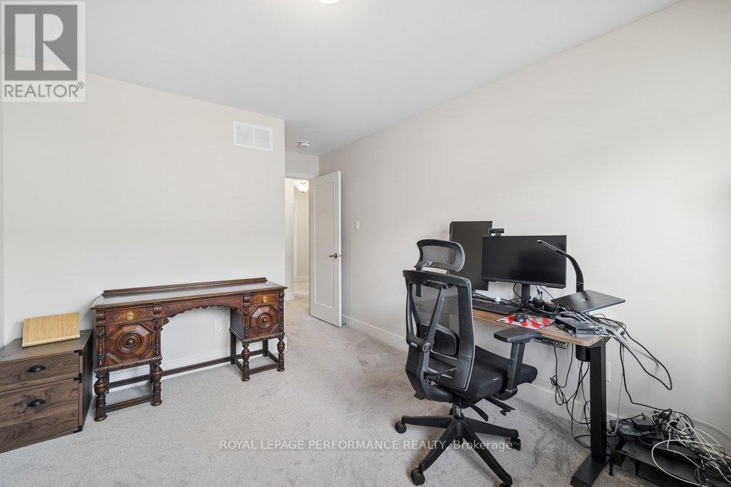 644 Crevier Walk, Ottawa, Ontario  K1W 0M7 - Photo 25 - X12861634