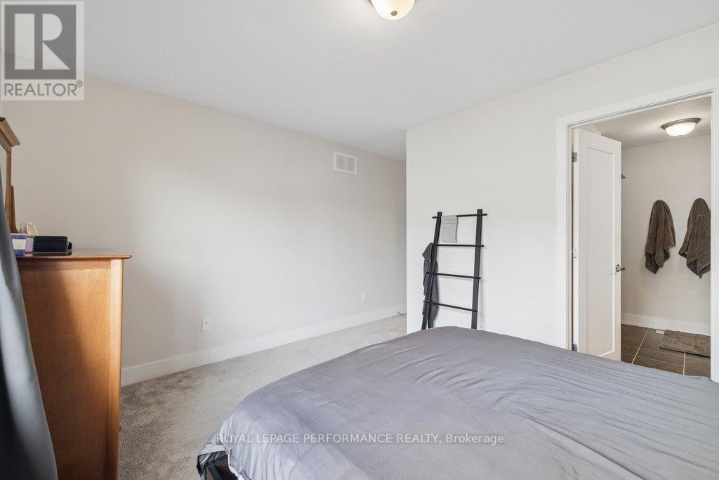 644 Crevier Walk, Ottawa, Ontario  K1W 0M7 - Photo 29 - X12861634