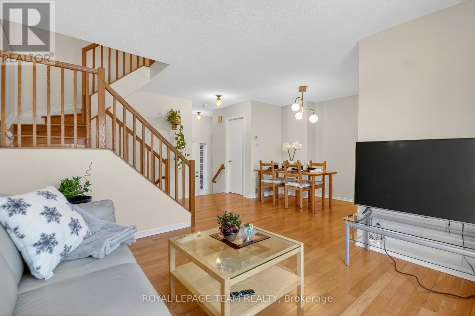 48 Jackman Terrace, Ottawa, Ontario  K2L 4E1 - Photo 11 - X12861652