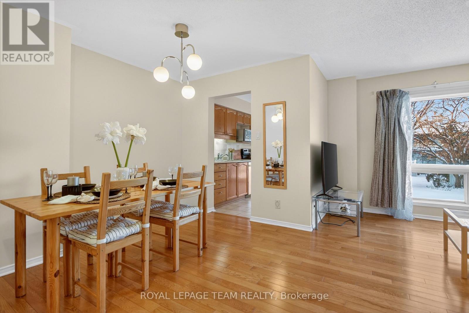 48 Jackman Terrace, Ottawa, Ontario  K2L 4E1 - Photo 12 - X12861652