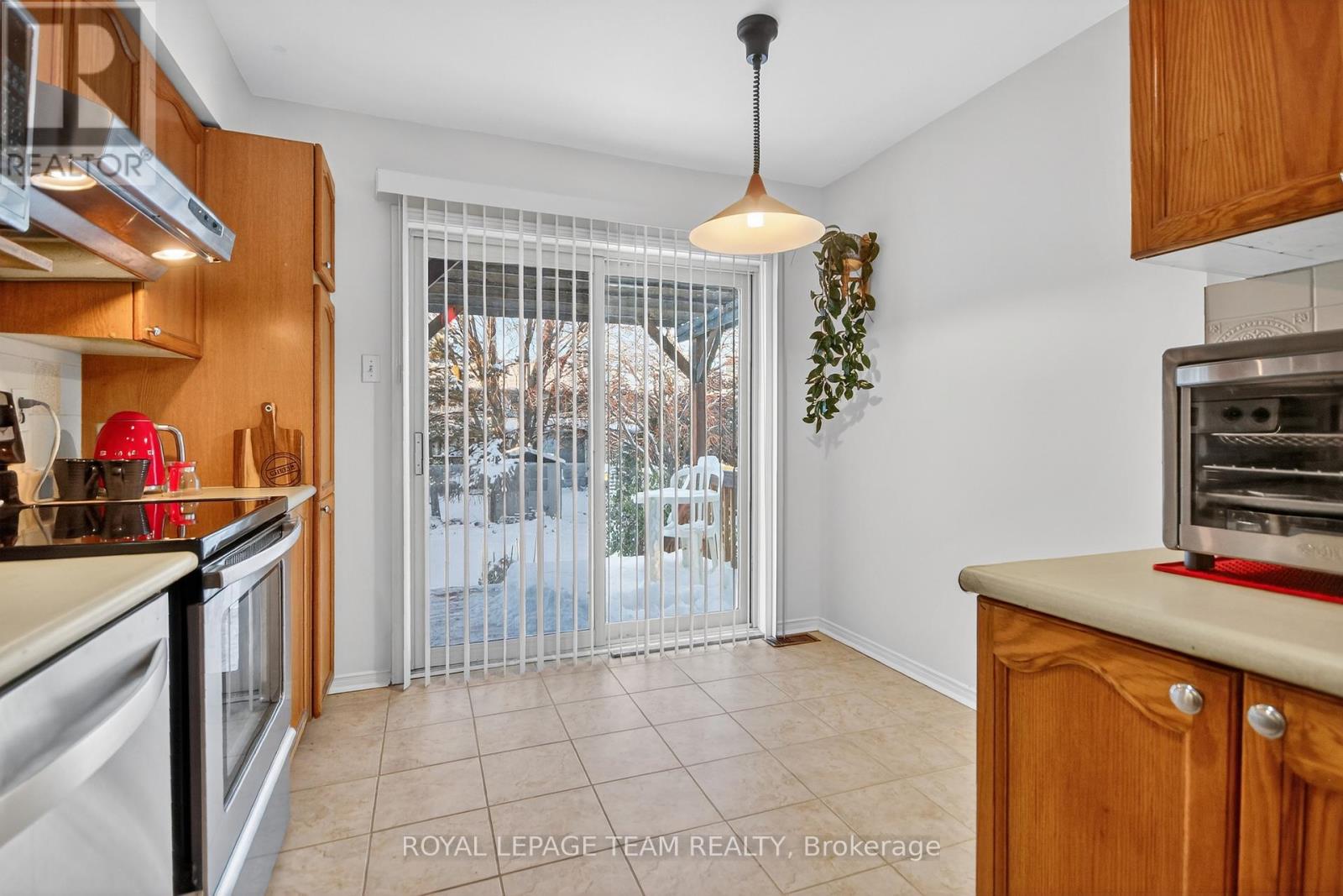 48 Jackman Terrace, Ottawa, Ontario  K2L 4E1 - Photo 18 - X12861652