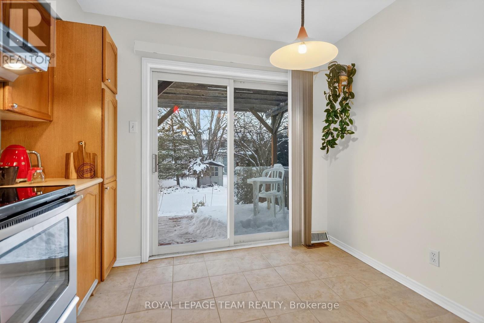 48 Jackman Terrace, Ottawa, Ontario  K2L 4E1 - Photo 19 - X12861652