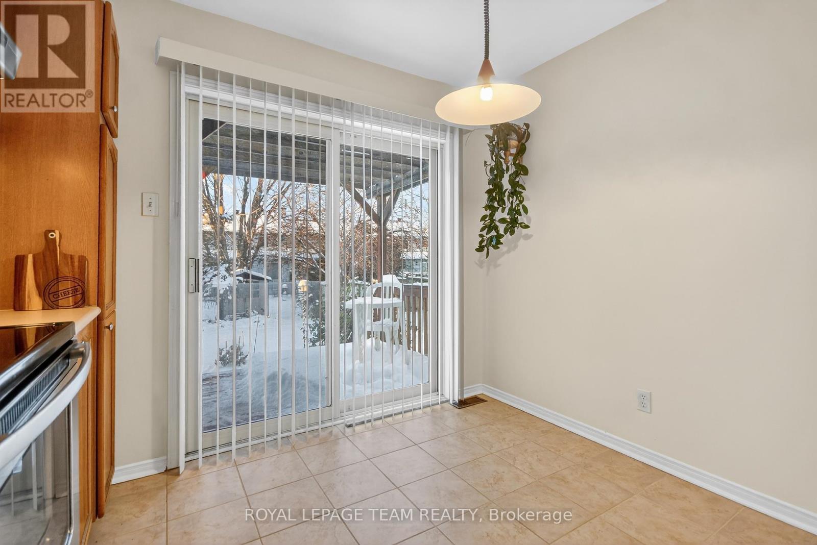 48 Jackman Terrace, Ottawa, Ontario  K2L 4E1 - Photo 20 - X12861652