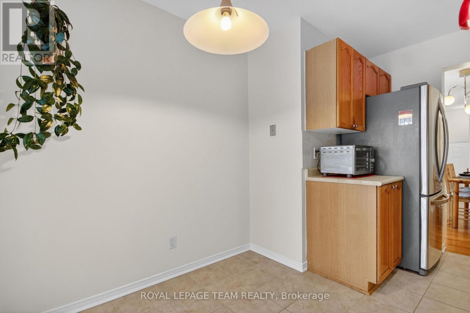 48 Jackman Terrace, Ottawa, Ontario  K2L 4E1 - Photo 21 - X12861652