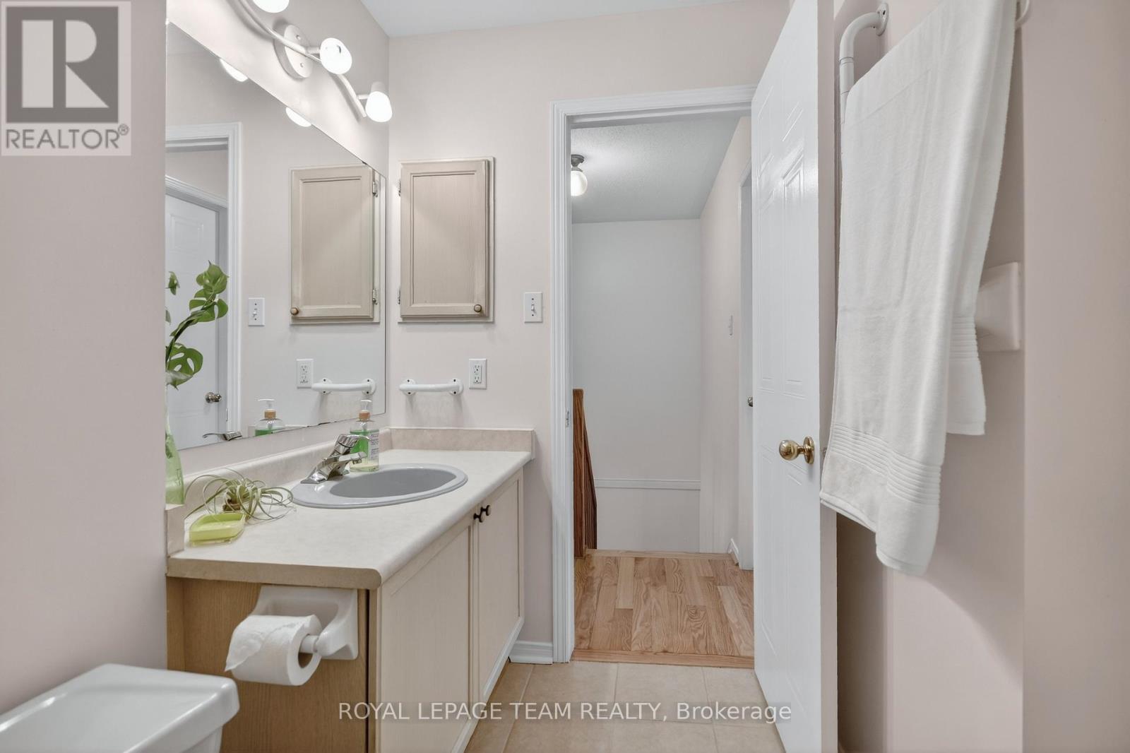 48 Jackman Terrace, Ottawa, Ontario  K2L 4E1 - Photo 32 - X12861652