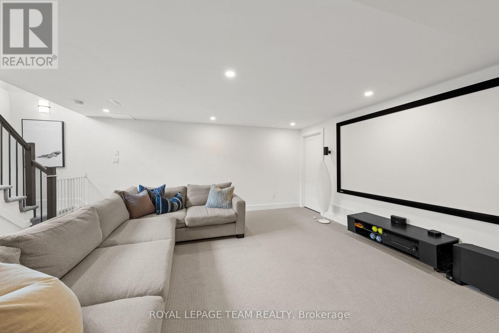 143 Avro Circle, Ottawa, Ontario  K1K 4K7 - Photo 39 - X12861656