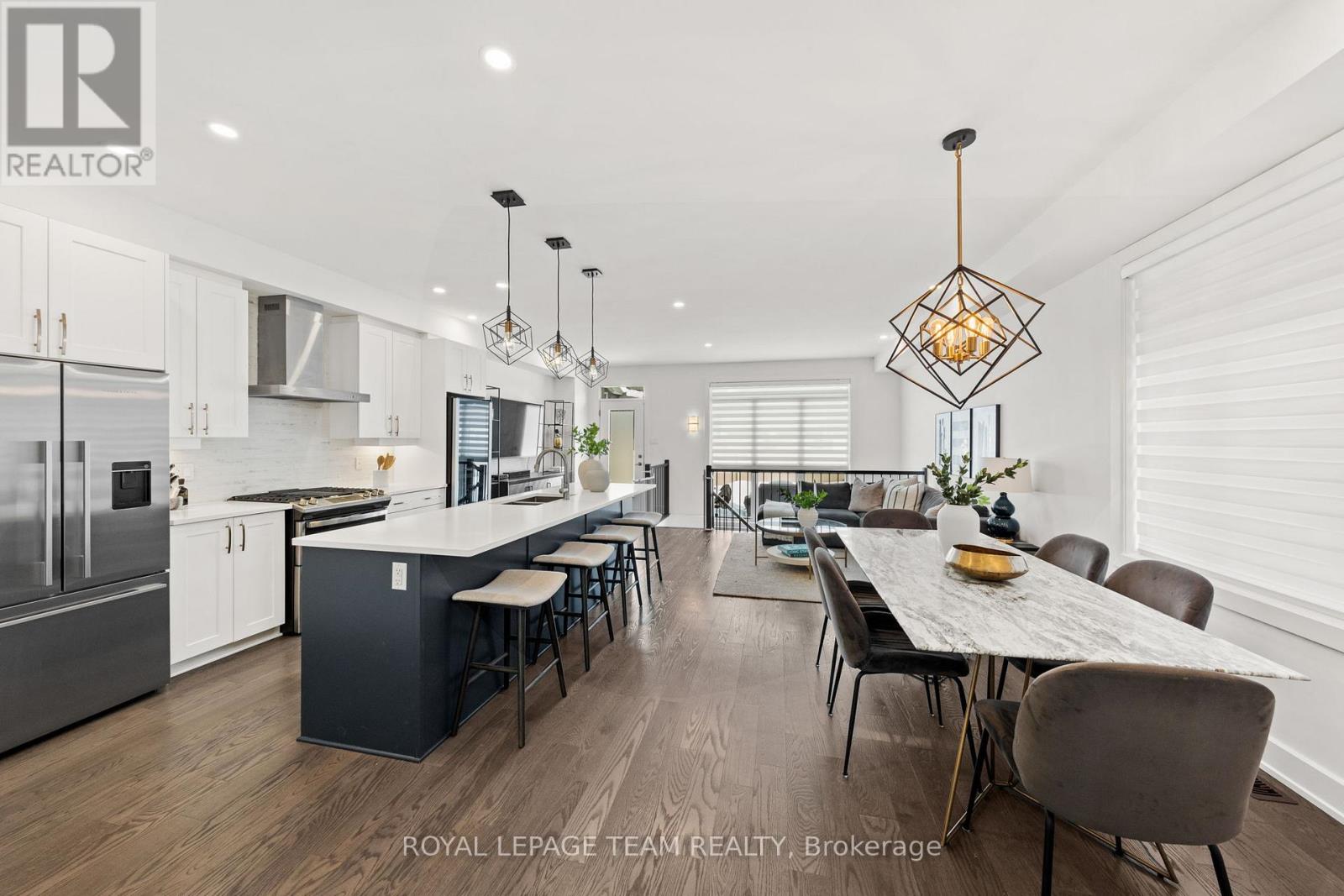 143 Avro Circle, Ottawa, Ontario  K1K 4K7 - Photo 5 - X12861656