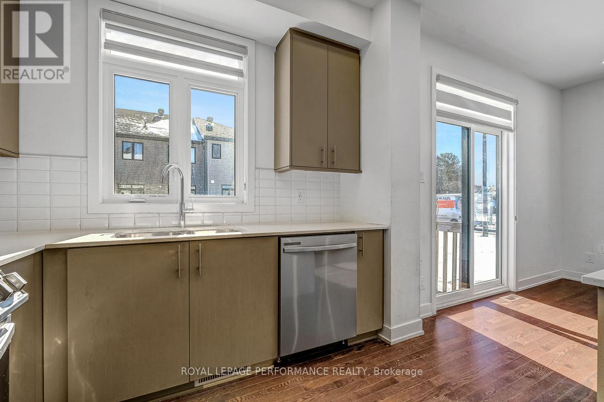 51 Moosonee Crescent, Ottawa, Ontario  K4M 0M1 - Photo 9 - X12861674