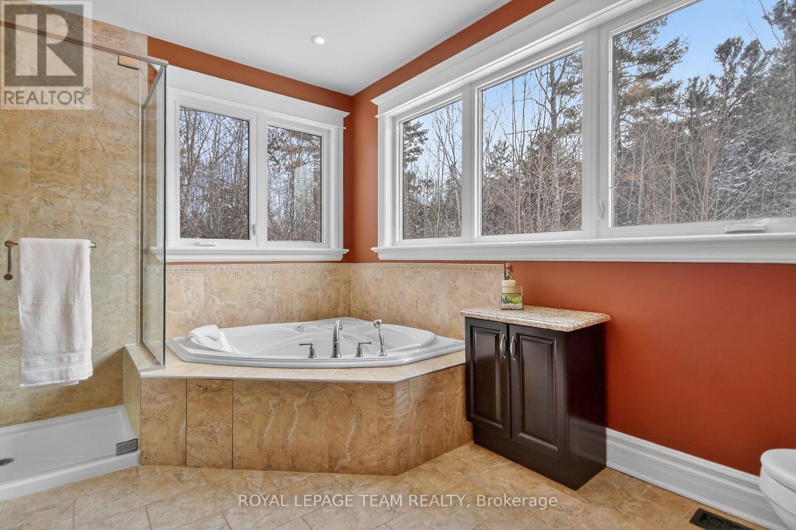 104 Sentinel Pine Way, Ottawa, Ontario  K0A 1L0 - Photo 22 - X12861766