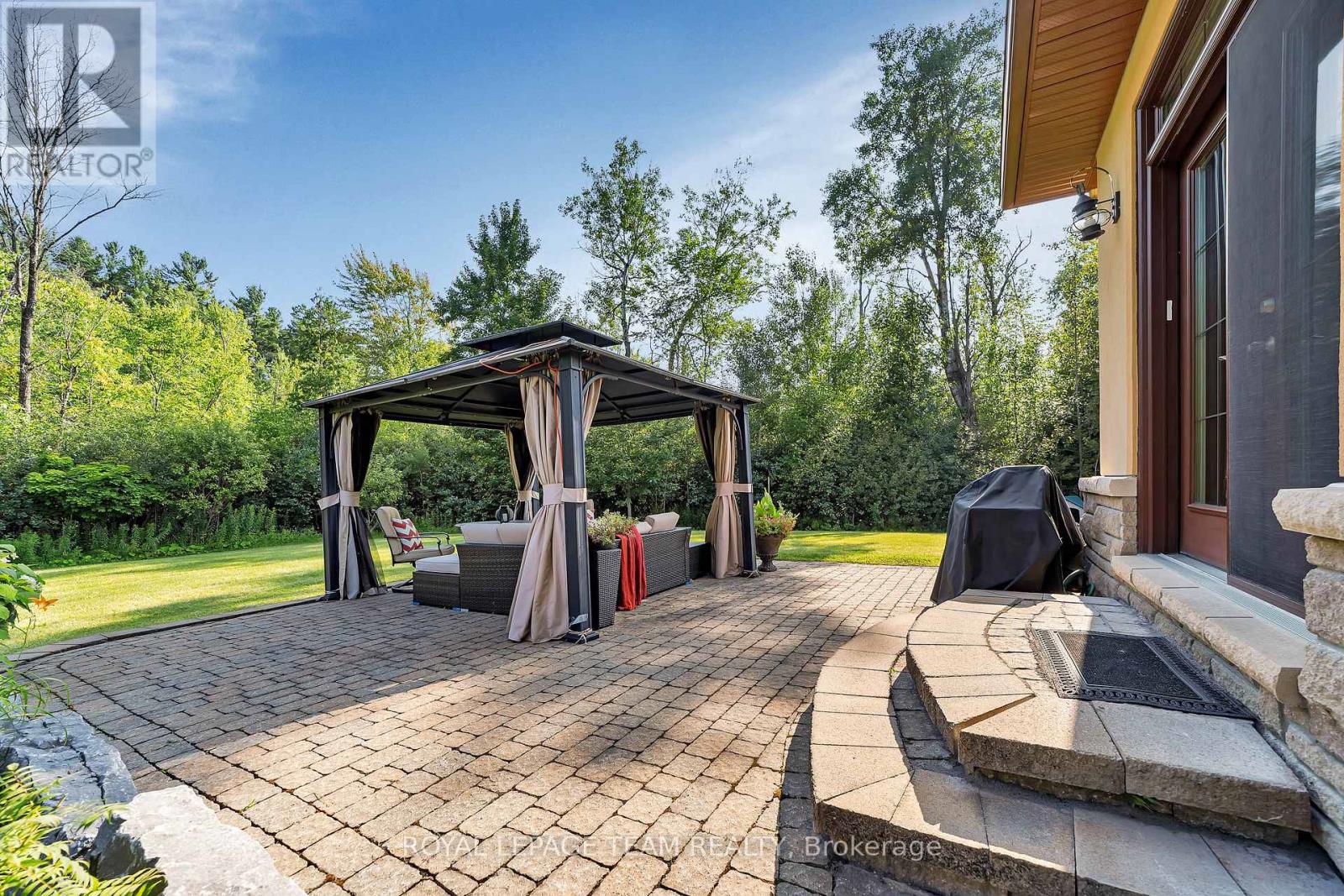 104 Sentinel Pine Way, Ottawa, Ontario  K0A 1L0 - Photo 46 - X12861766