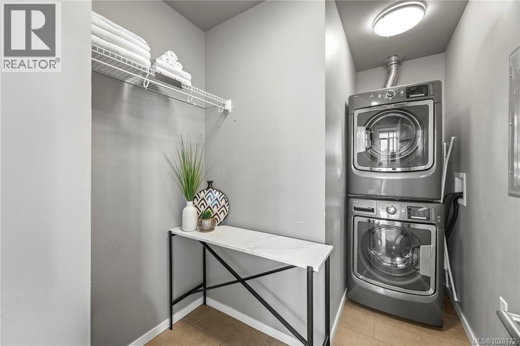 1401 834 Johnson St, Victoria, British Columbia  V8W 1N3 - Photo 36 - 1028172