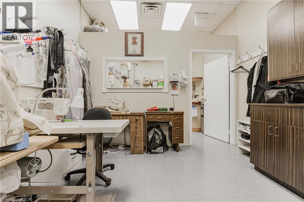 777 Guelph Line, Burlington, Ontario  L7R 3N2 - Photo 23 - 40810678