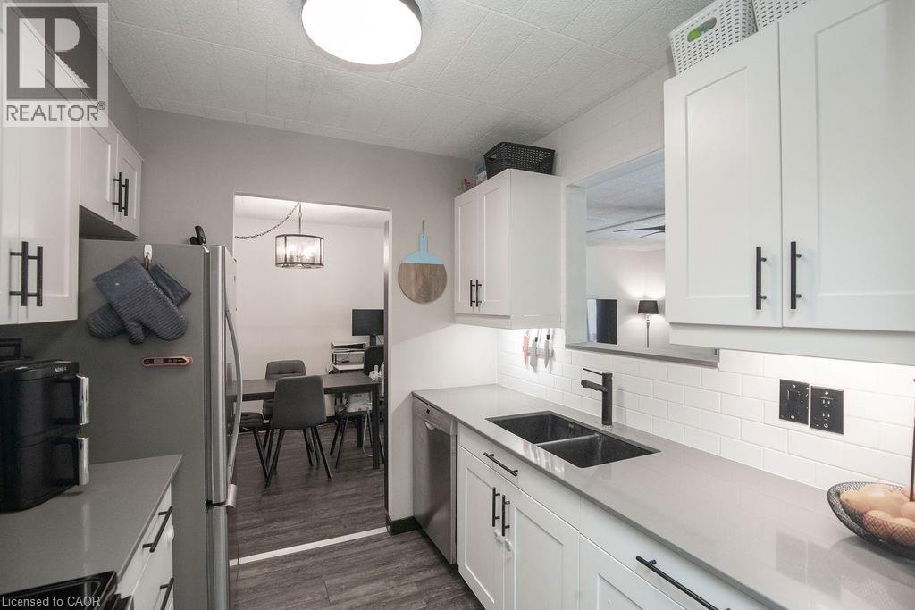 71 Vanier Drive Unit# 110, Kitchener, Ontario  N2C 1J4 - Photo 14 - 40799379