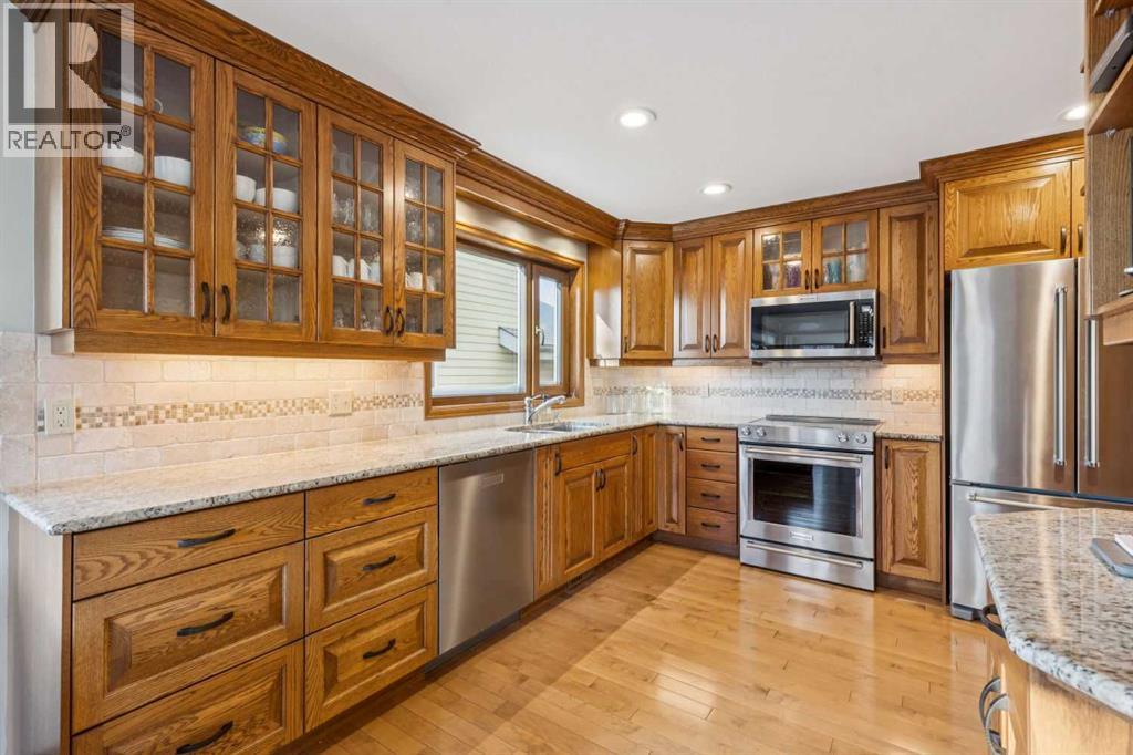 6 Glenbrook Crescent, Cochrane, Alberta  T4C 1E7 - Photo 18 - A2283413