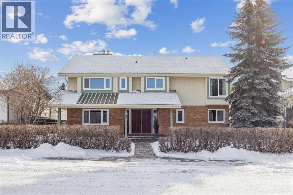 6 Glenbrook Crescent, Cochrane, Alberta