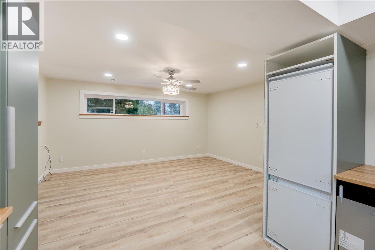 1408 Meadowbrook Drive, Castlegar, British Columbia  V1N 3M1 - Photo 36 - 10378344